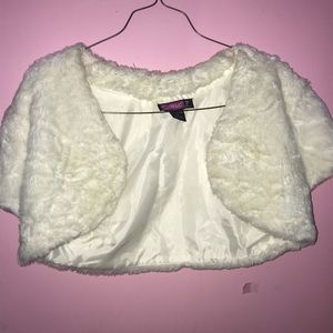 CROPPED FURRY COAT
